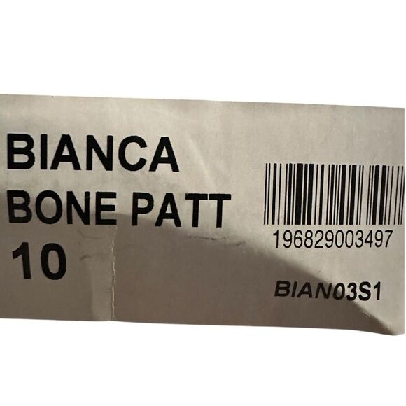 STEVE MADDEN size 10 BIANCA BONE PATENT PLATFORM ANKLE BOOTS. Zipper on side. - Picture 3 of 8